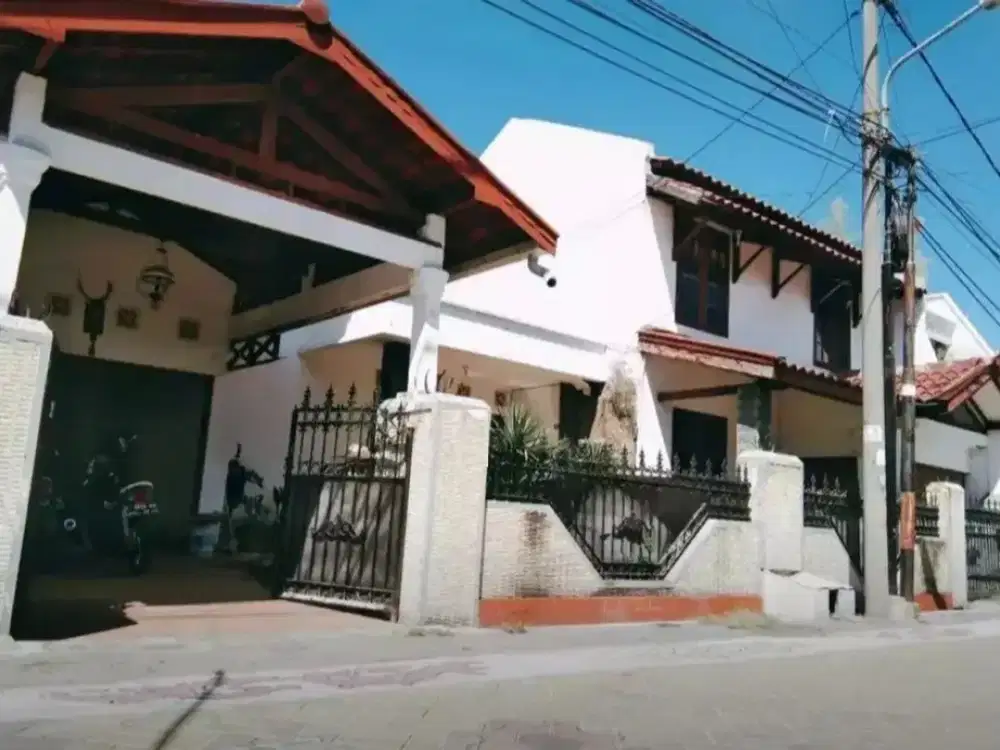 Dijual Rumah Bratang 2 Kavling Jadi 1 Siap Huni REV.A1186