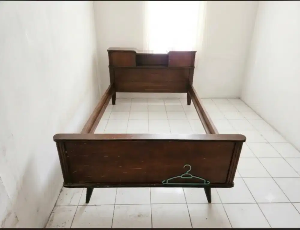Dipan Single Bed