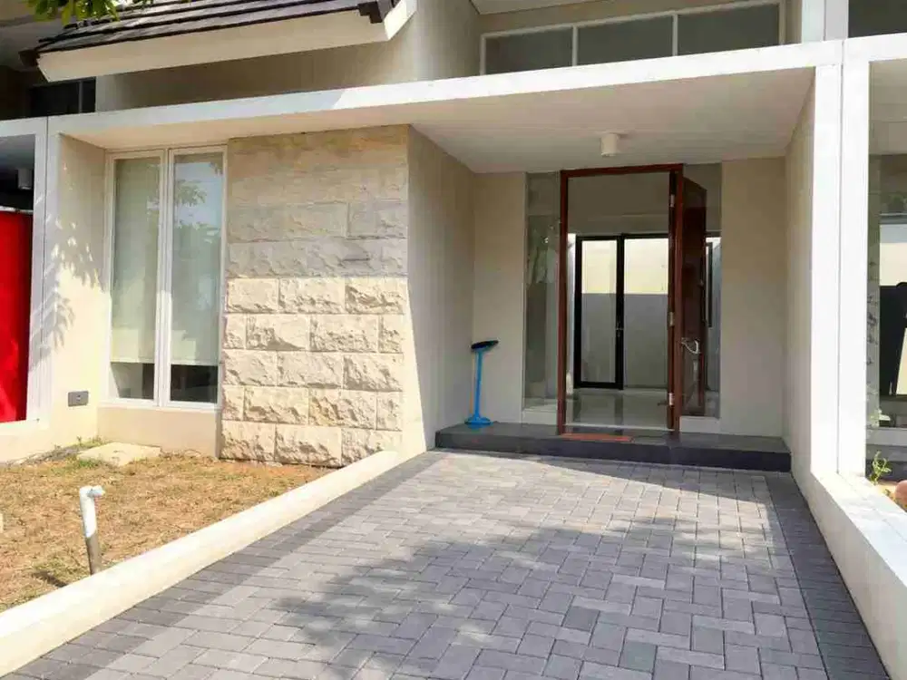 Disewakan rumah modern Citraland nortwest Surabaya