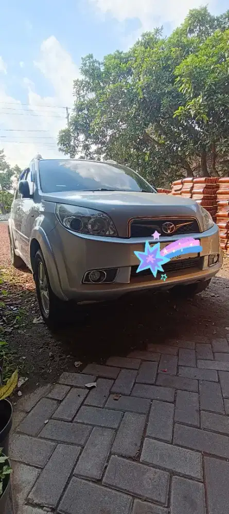 Toyota rush. Manual. Silver 1.5 tahun 2011... Alus