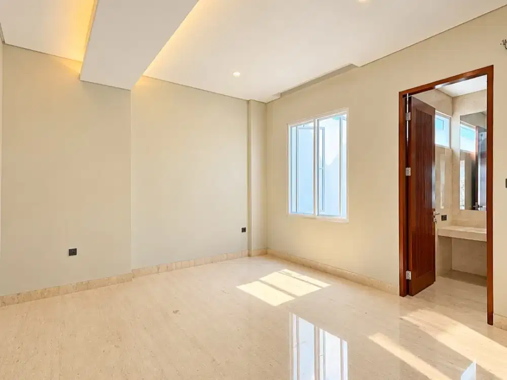 DIJUAL RUMAH GOLF ISLAND PIK brand new UK200m 5br at Jakarta Utara