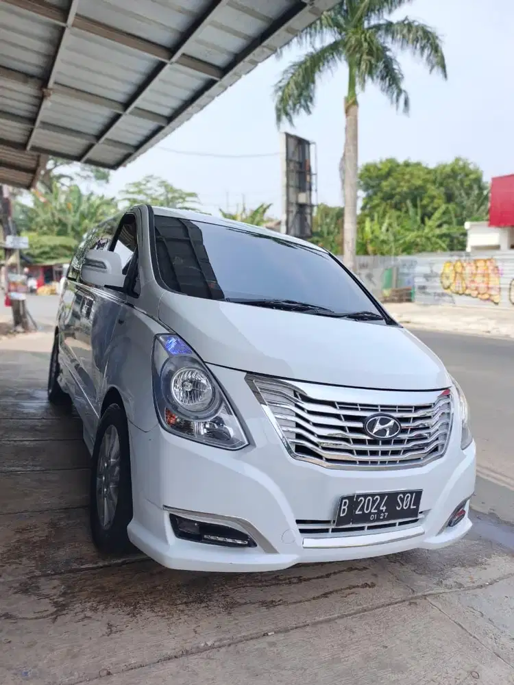 HYUNDAI H-1 ROYALE DIESEL MATIC 2016