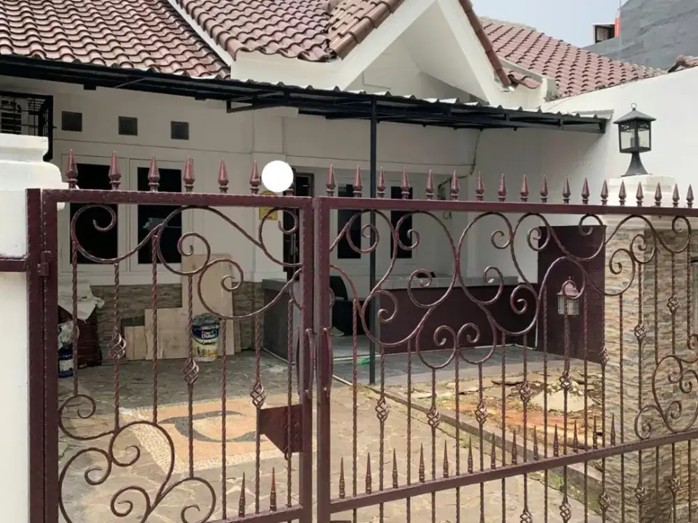 Dijual Rumah di Taman Borobudur 1 Karawaci Tangerang Fully Furnished