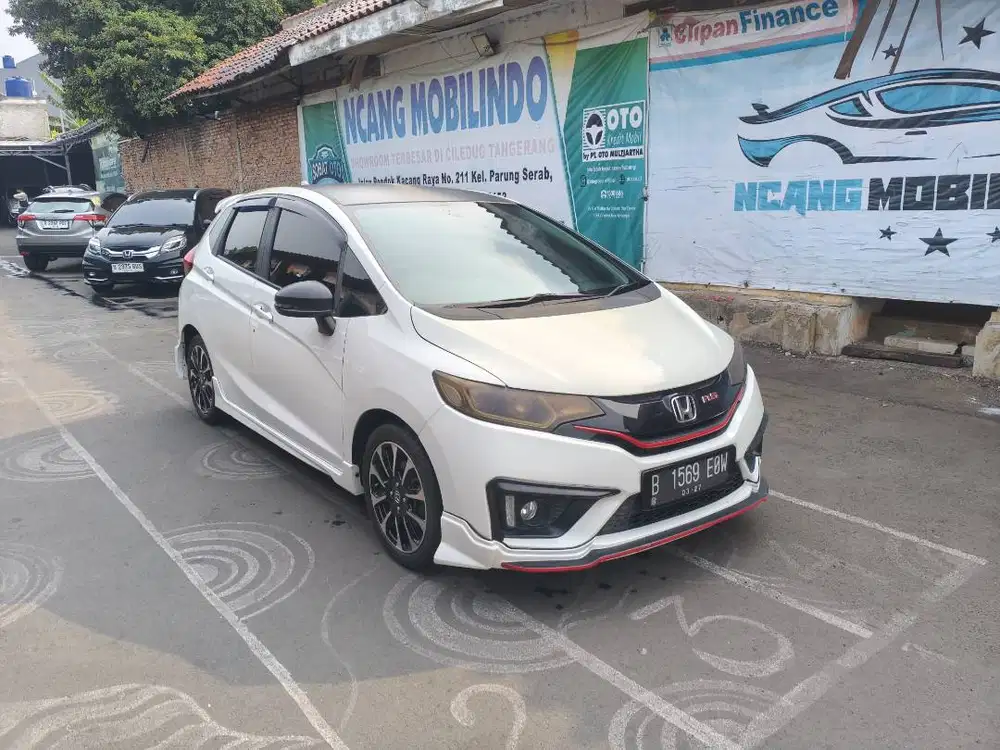 Honda Jazz RS Matic 2017 GK5 Dp 7 Juta (JaDeTaBek)