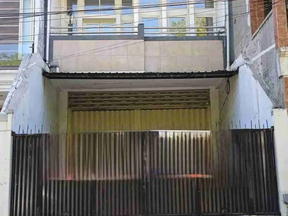 Disewakan Ruko 3 Lantai  Nol Jalan Rungkut