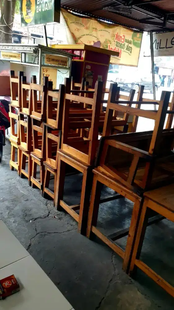 Dijual meja dan kursi