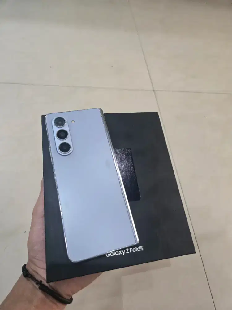 Samsung galaxy zFold5 12/1tb fullset