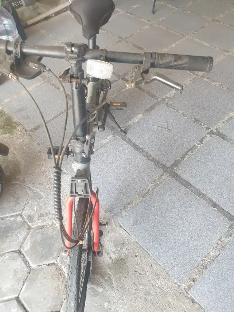 Di jual sepeda lipat