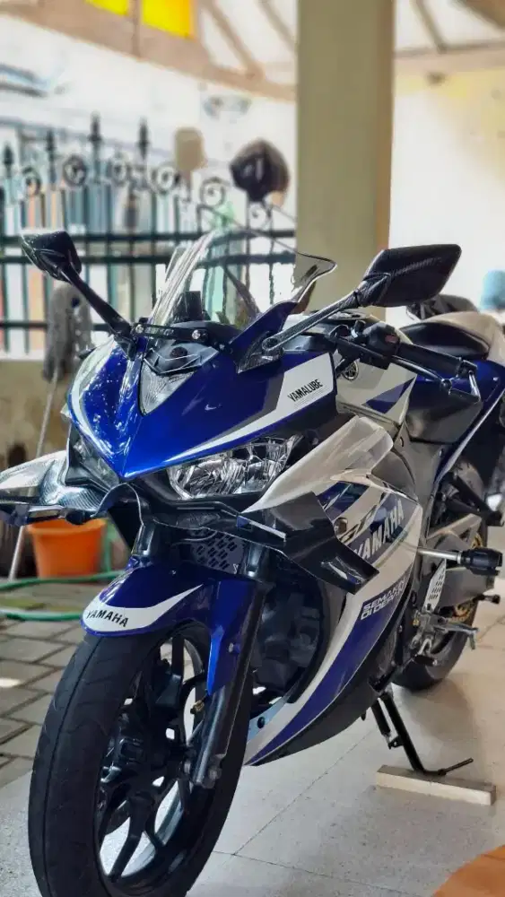 Yamaha R25 Gp series 2015