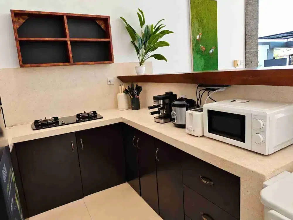 3 bedroom villa cantik fully furnished kerobokan straregis all included except electric bill