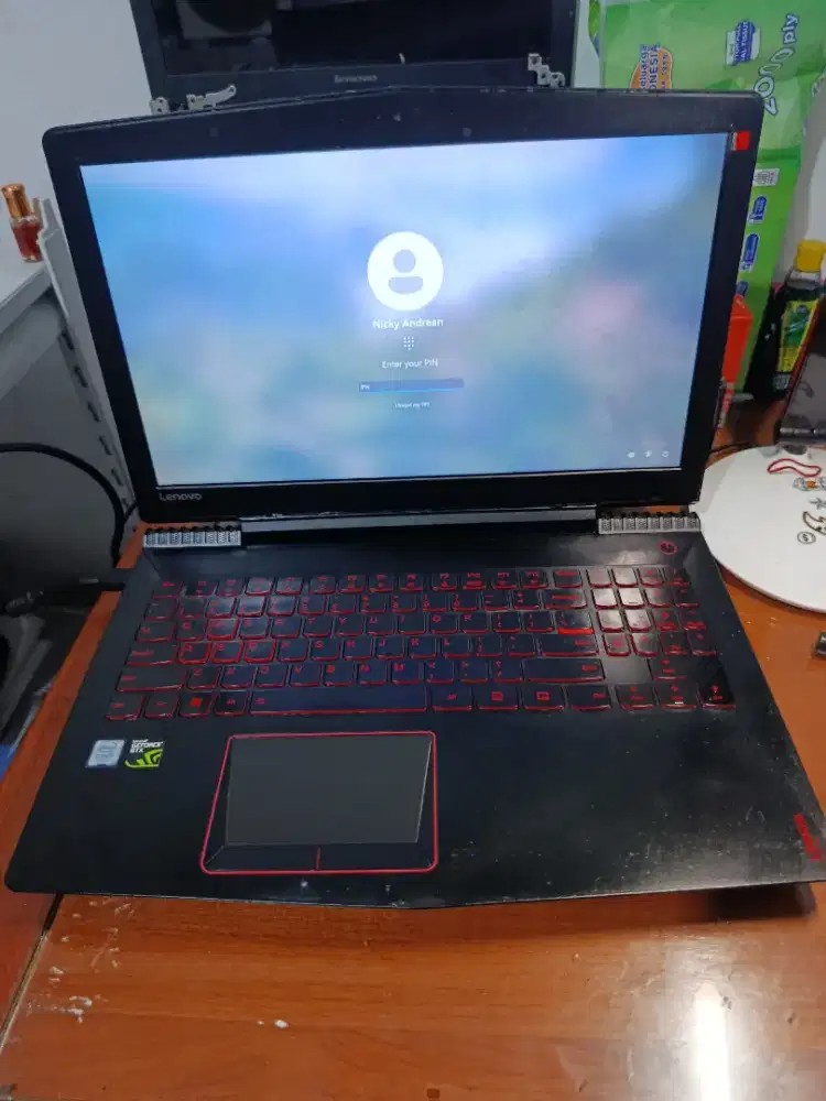 Lenovo legion Y520