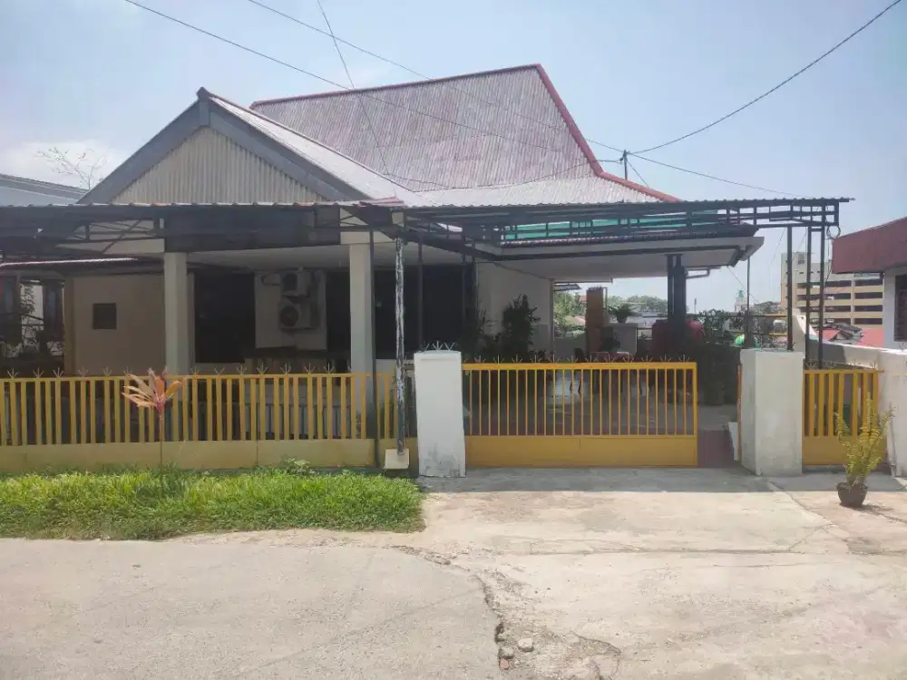 DI JUAL RUMAH TENGAH KOTA 248m
