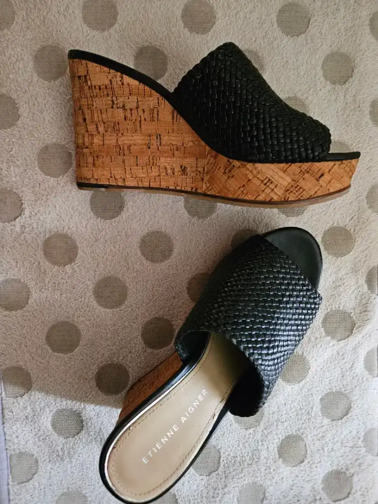 Etienne Aigner Wedges