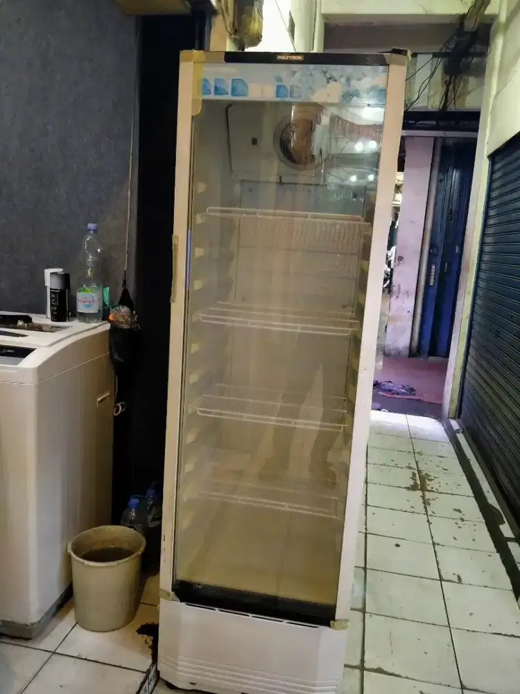Showcase polytron 5 rak