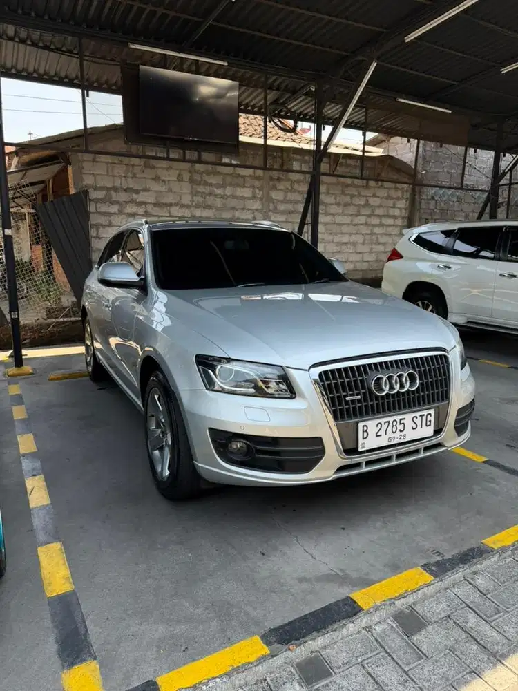 AUDI Q5 2.0T Quattro (AWD) 2013