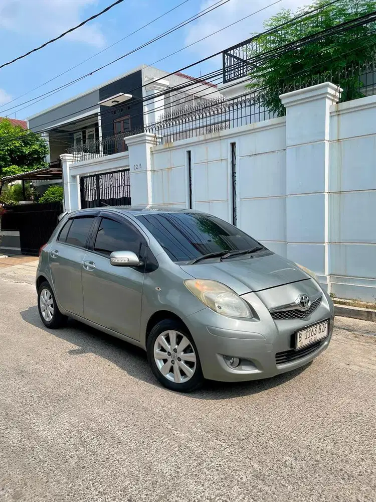 Toyota Yaris E 2012 Bensin