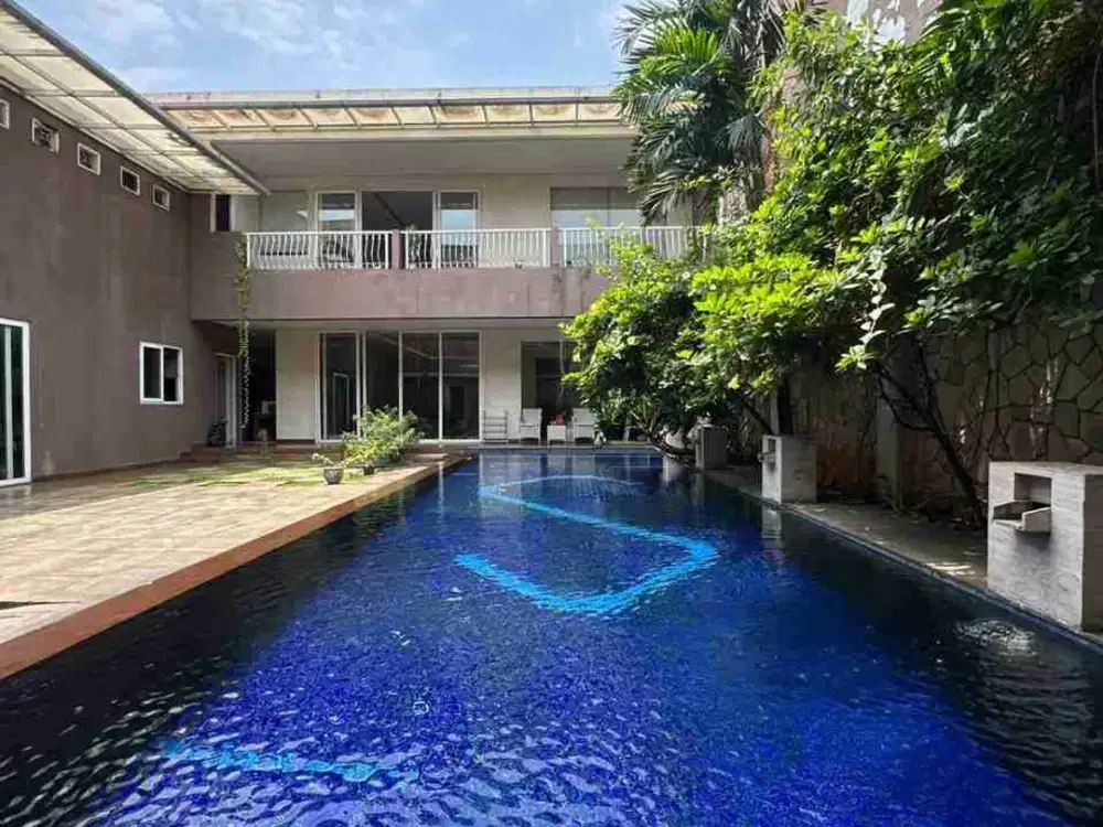 Menteng Rumah Mewah Siap Huni Lokasi Strategis Premium Area