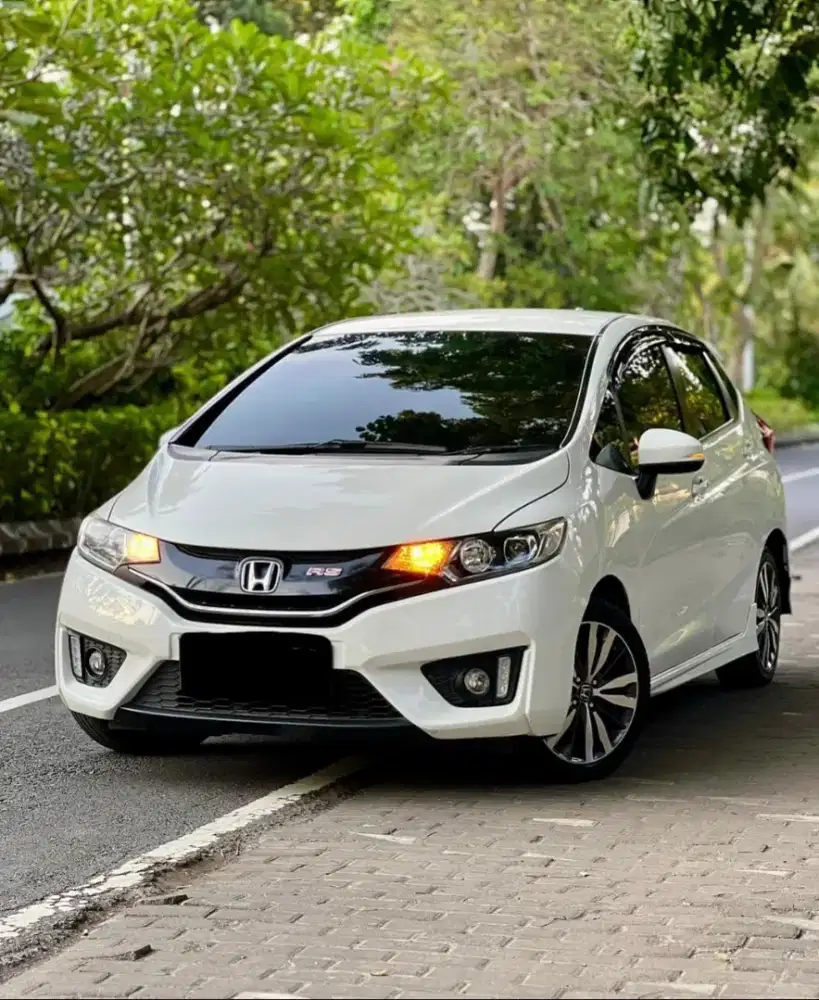Honda Jazz RS Automatic 2015