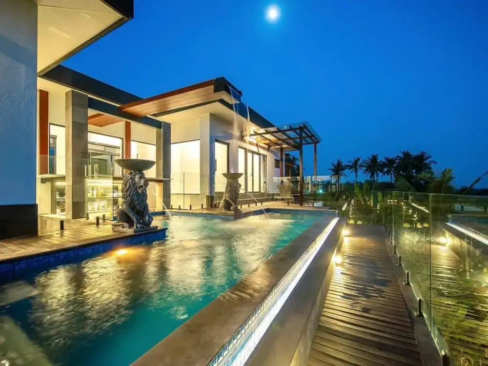 Dijual Villa Mewah dengan View Sawah yang Indah