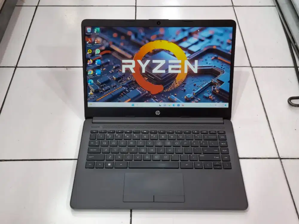 Laptop HP 245 G9 Prosesor AMD Ryzen 3 5425U/Ram 8GB/SSD 256GB