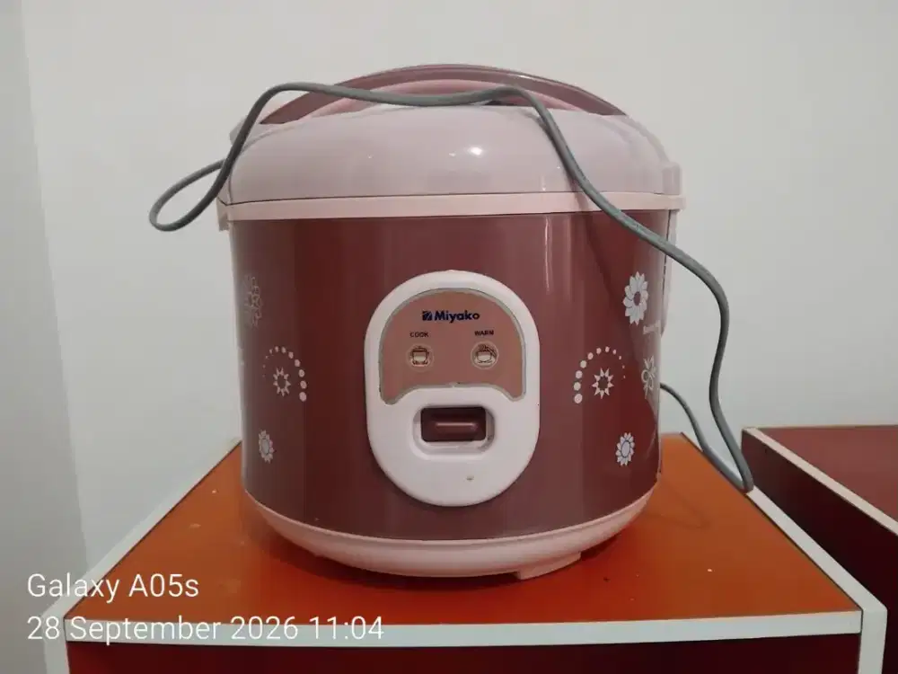 Rice Cooker Miyako & Cosmos