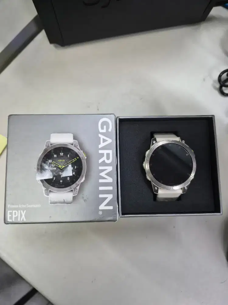 Jam Tangan Garmin Epix Gen 2 Putih
