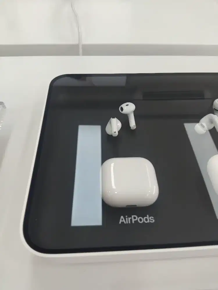 Promo Cicilan Airpods 4 Bunga Ringan Tenor Pendek