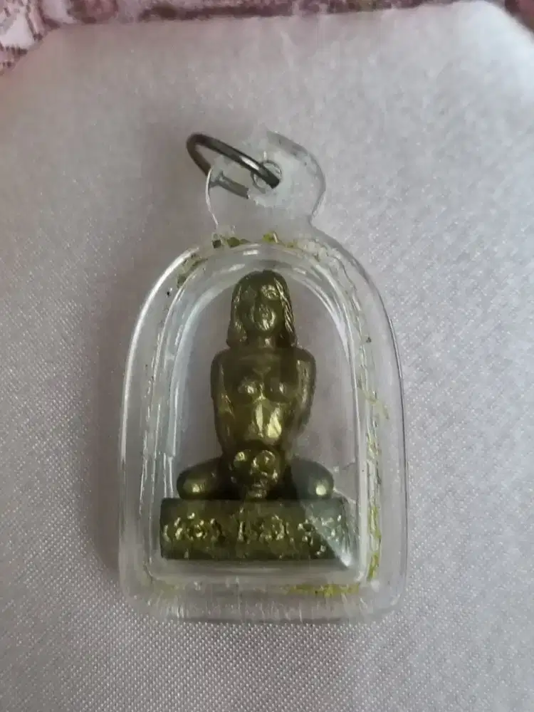 帕阿赞奥，财富女神 咩卡蒙2555年制作