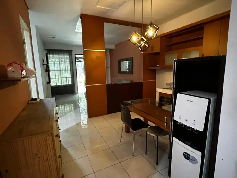 DIJUAL Rumah Neo Catalonia 2 lantai semi Furnished