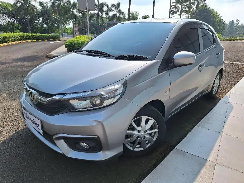 DP MURAH Honda Brio Satya 1.2 E Bensin-AT 2022 Silver C4SFE
