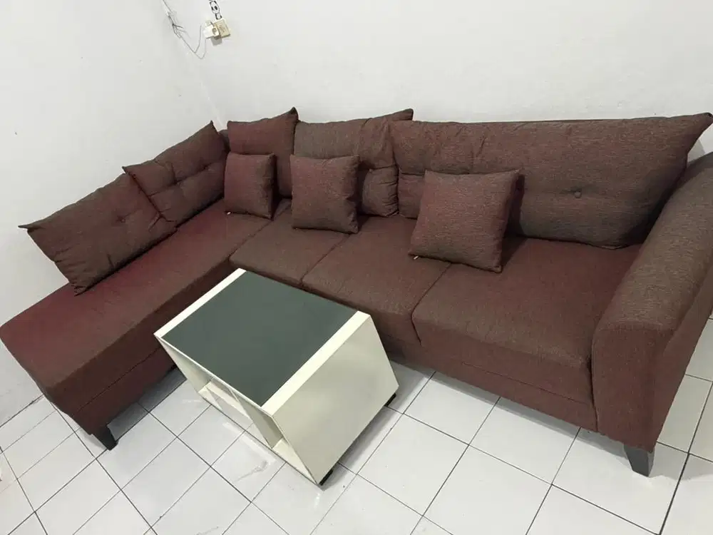 Dijual SOFA + Meja Bekas