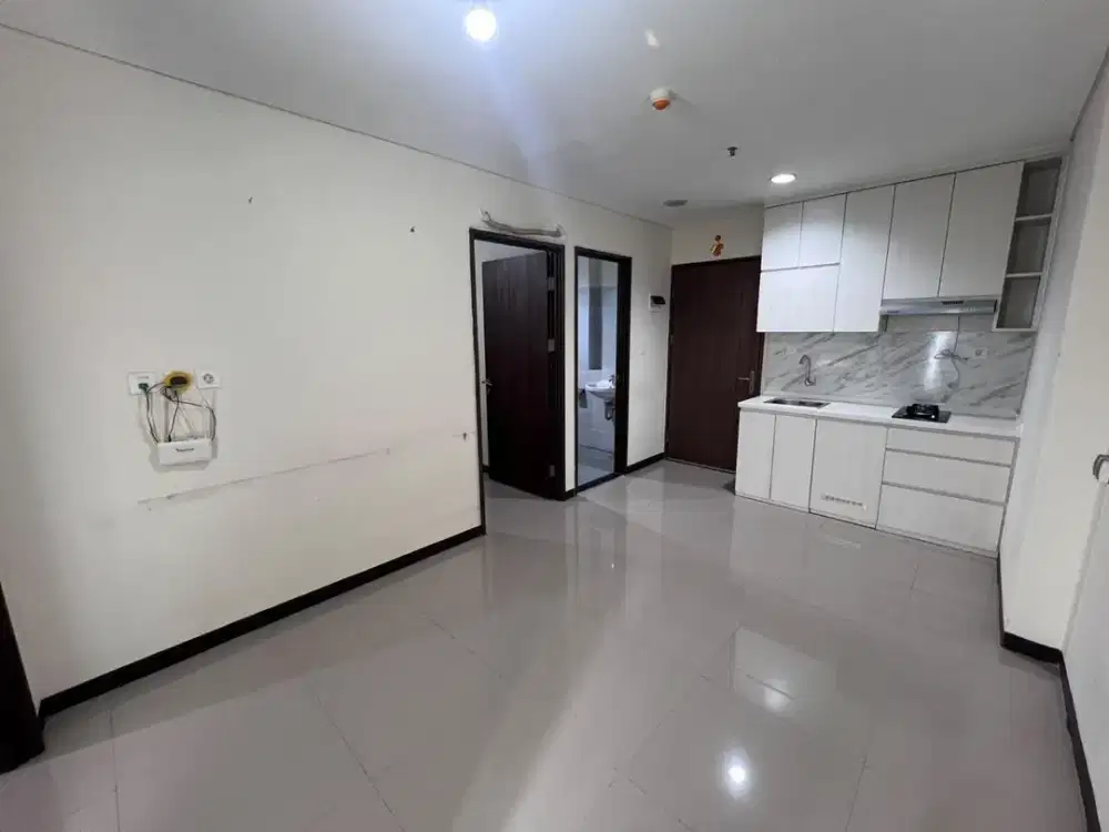 Dijual Apartemen Metro Garden, 2BR, Lantai 29, Pool View, Full Furnished, SHMRS, Siap Huni, Rp 450 Jt