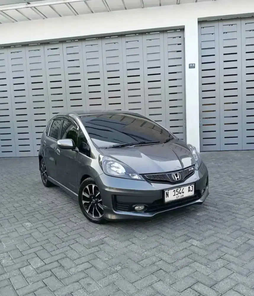 JAZZ RS 2013 KREDIT CASH NEGO
