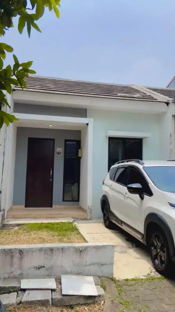 Disewakan Tahunan Rumah Cluster