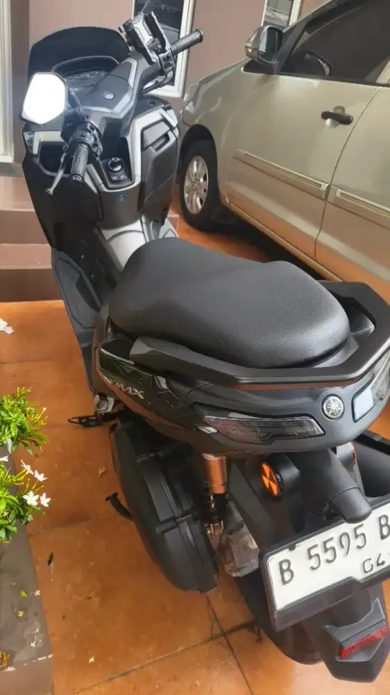 Nmax 2026 baru 4 bulan pakai km sangat rendah