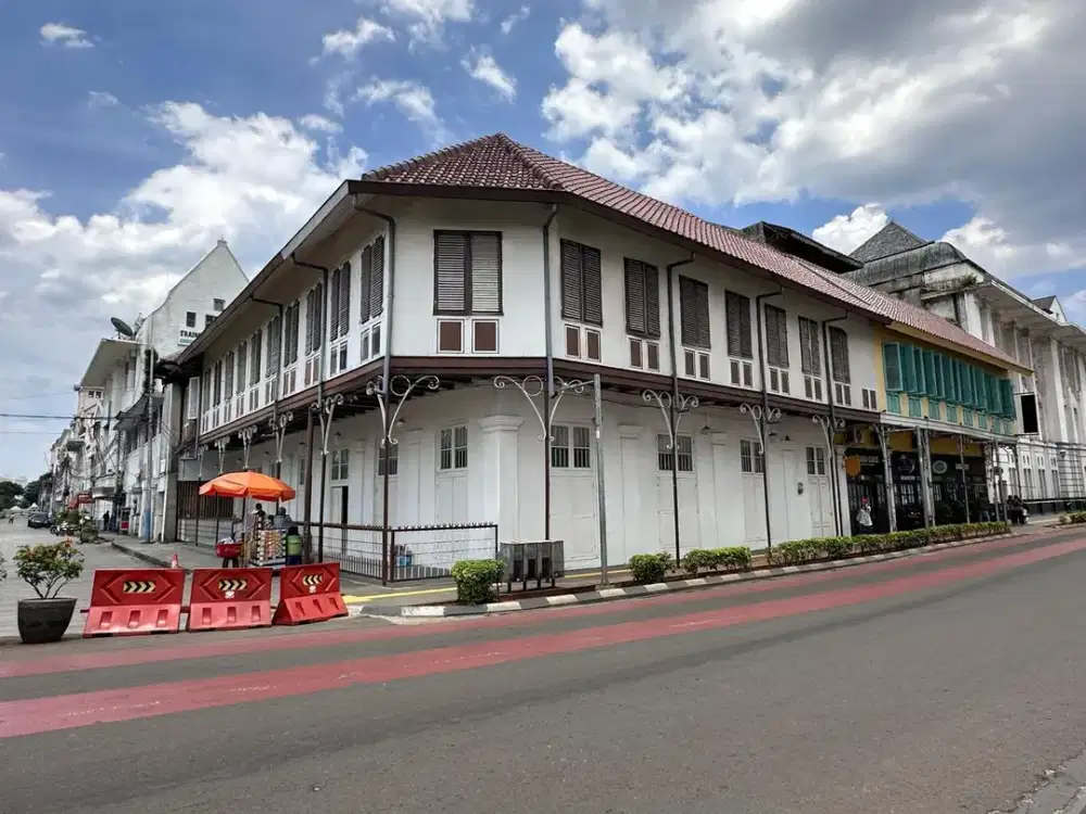 Gedung 2 Lantai Cagar Budaya LT 469m² Di Taman Sari Jakarta Barat