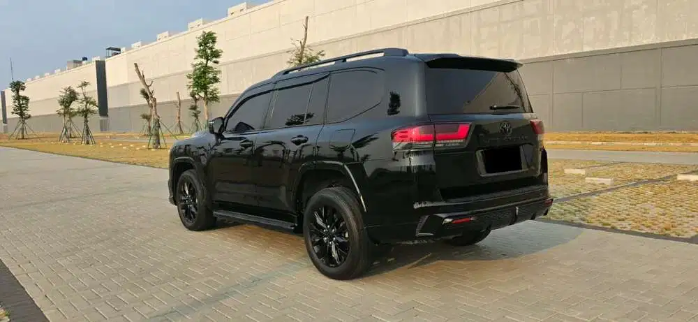 [ DP 199 ] LAND CRUISER VX-R 300 BLACK EDITION 2024