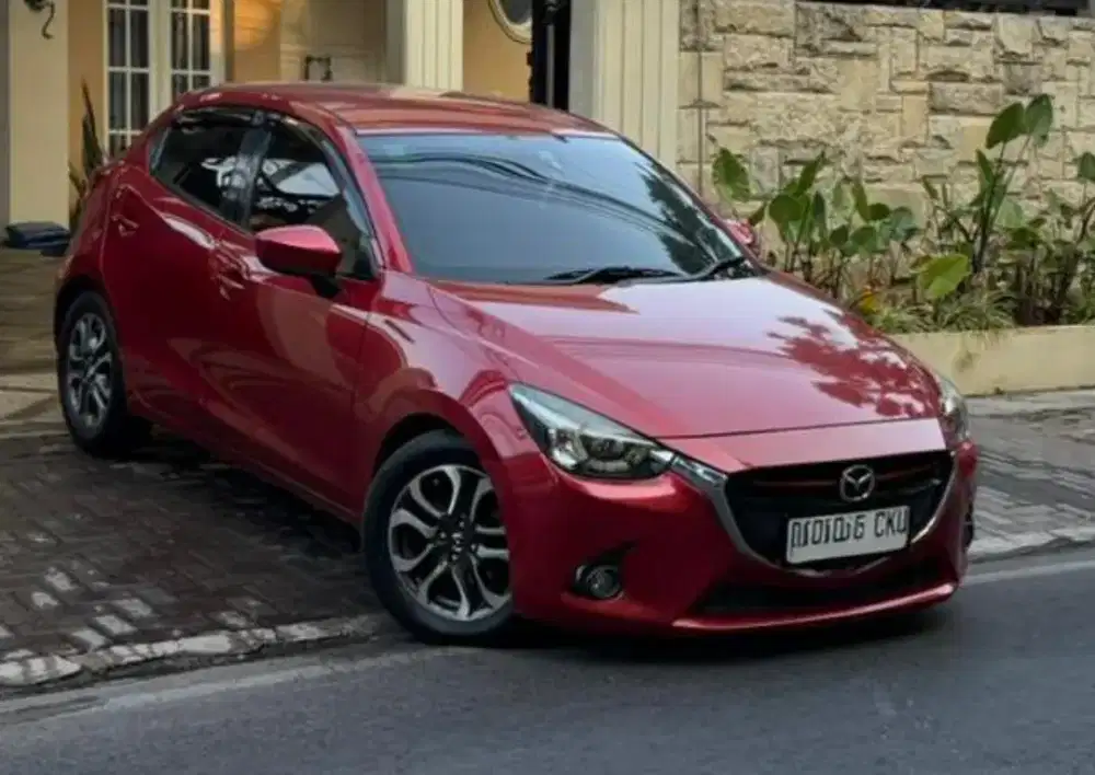 MAZDA 2GT SKYACTIVE 1.4 AT FULSET ORIGINAL LUAR DALAM