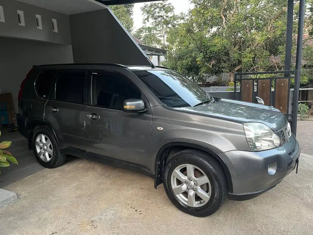 Nissan X-Trail T-31 2.5 CVT 2010