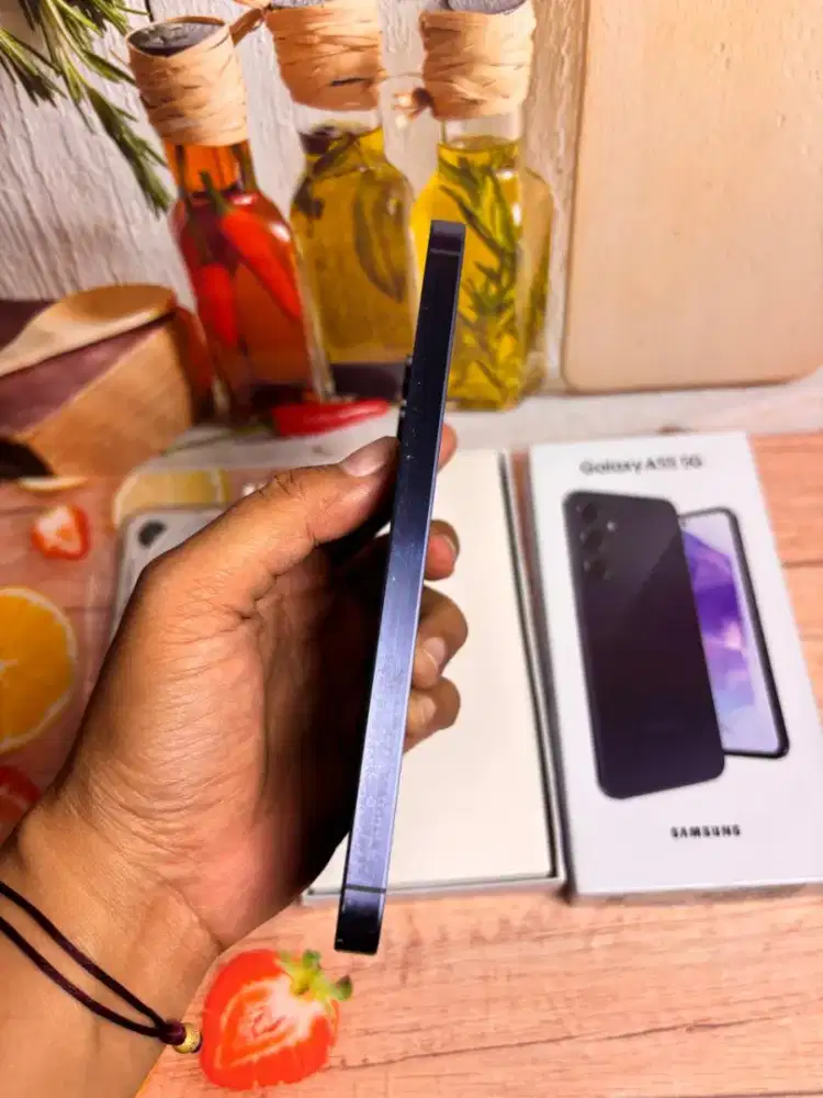 Jual hp likenew samsung A55 5G 8/256 istimewa siap pakai grns resmi