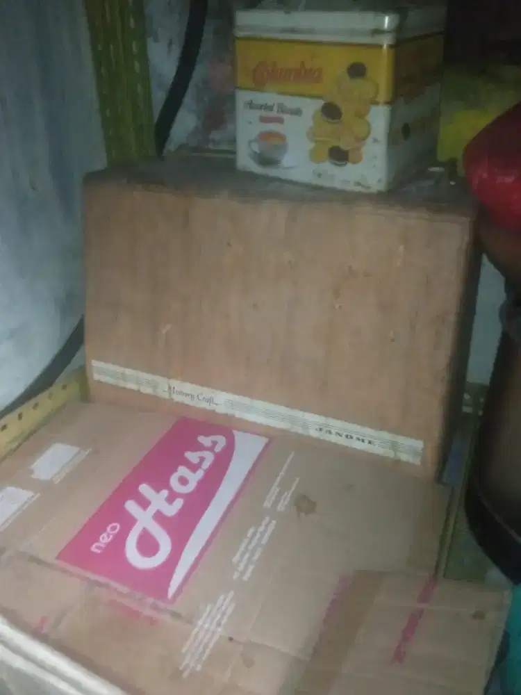 Dijual mesin jahit janome