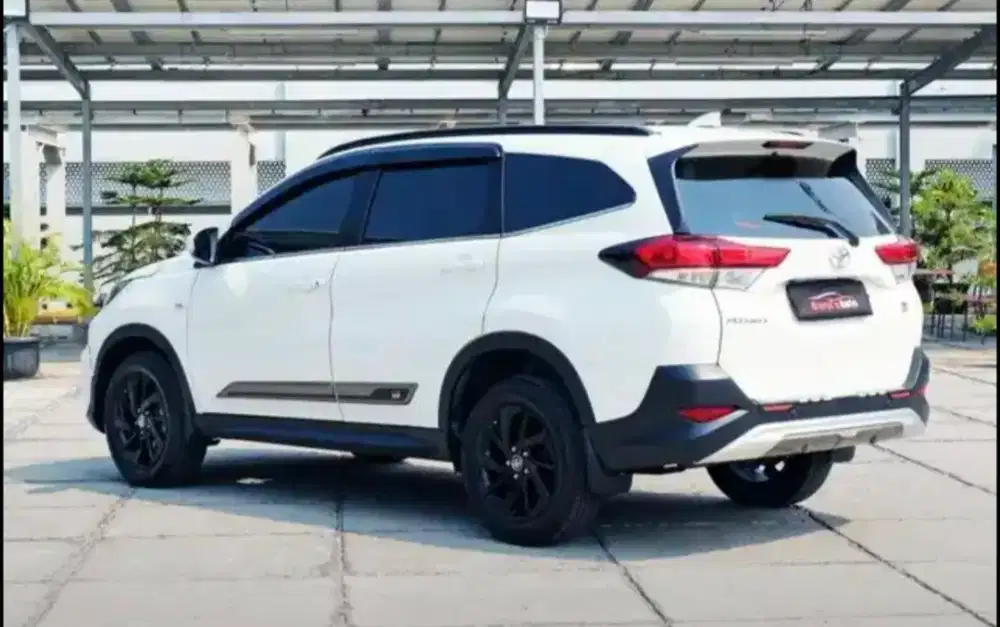 Jual Toyota Rush 1.5 S A/T Thn 2021