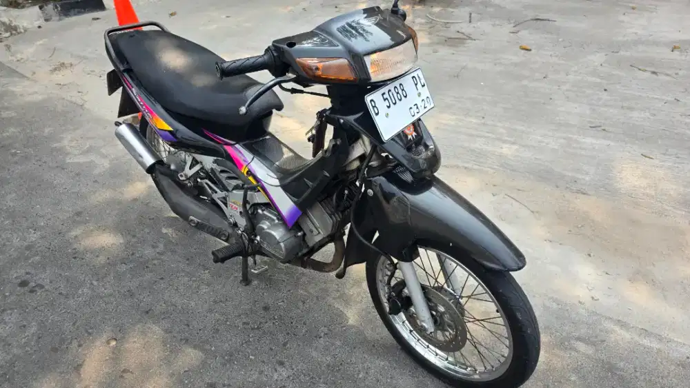 Suzuki satria R lumba