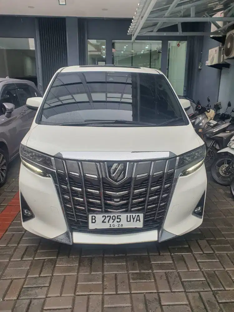 Toyota Alphard 2023 Bensin