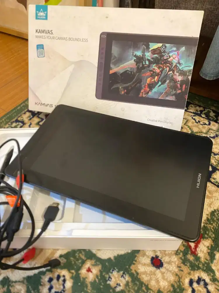 pen display Huion kamvas 13