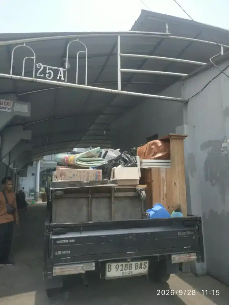 Jasa mobil pickup losbak untuk pindahan kontrakan
