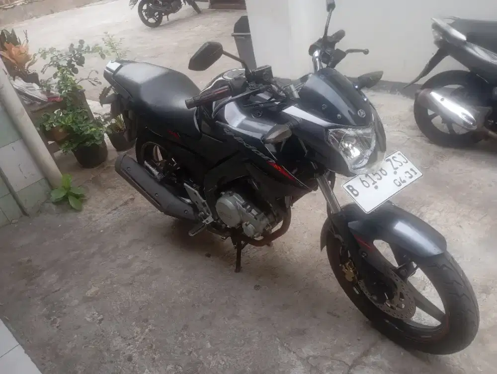 Jual montor Vixion tahun 2015