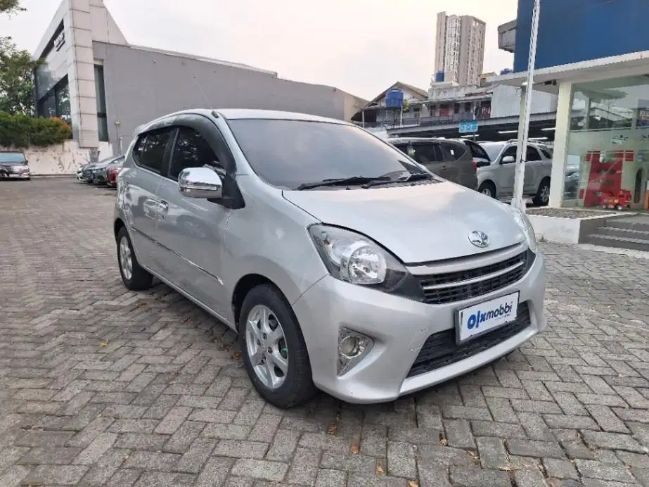 DP MURAH Toyota Agya 1.0 G Bensin-AT 2015 Silver CWYTB