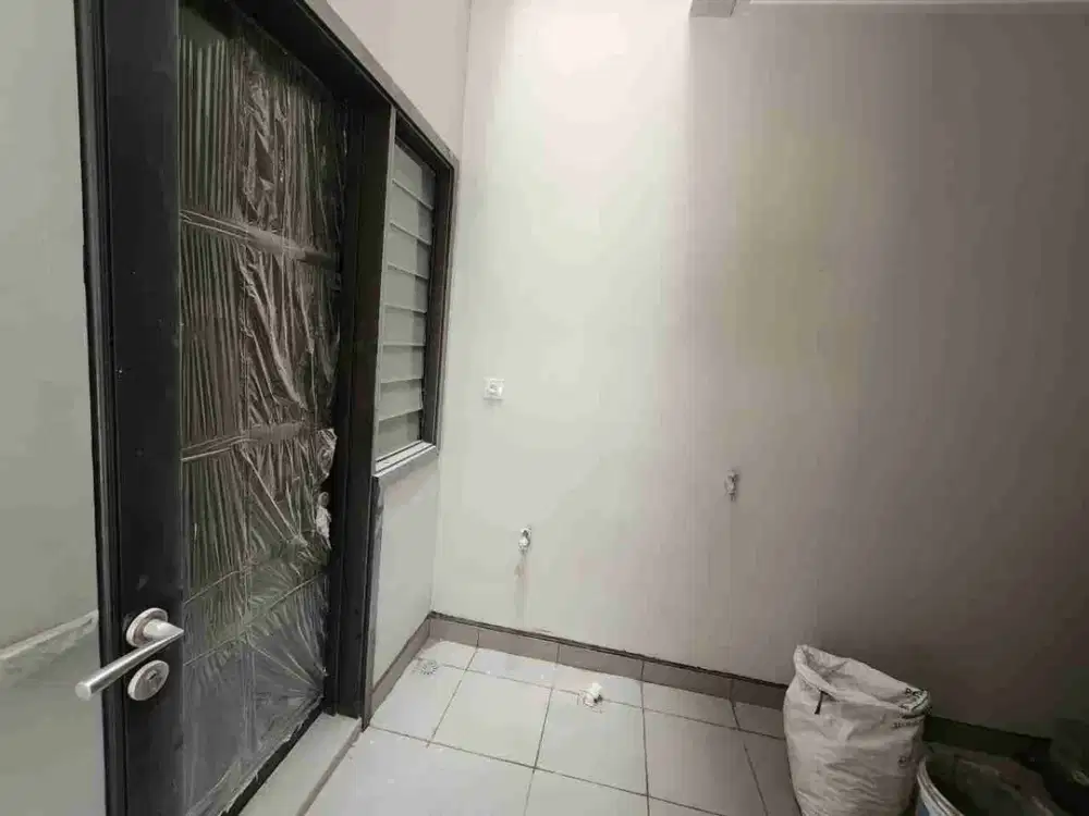 Sewa Rumah California Kosongan 2lt