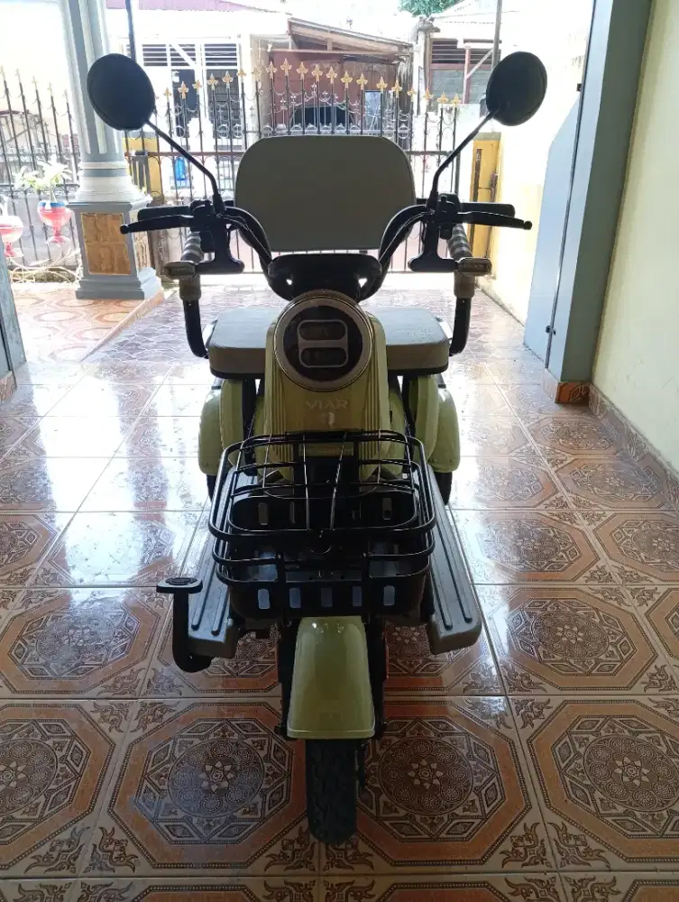 SEPEDA LISTRIK VIAR Roda 3 Tipe ER1